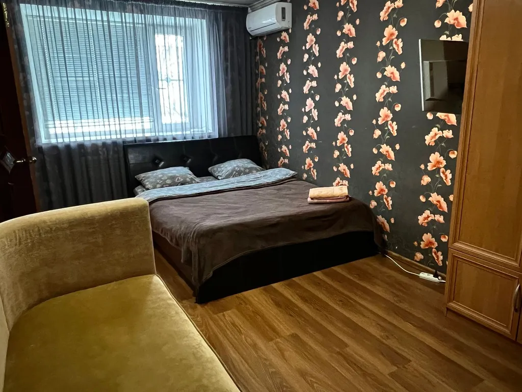 Уютная квартира в самом центре Невинномысска — аренда посуточно в Невинномысск