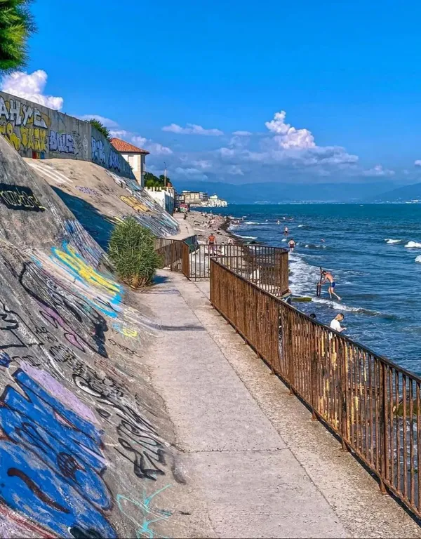 Уютная квартира в живописном уголке на берегу Чёрного моря