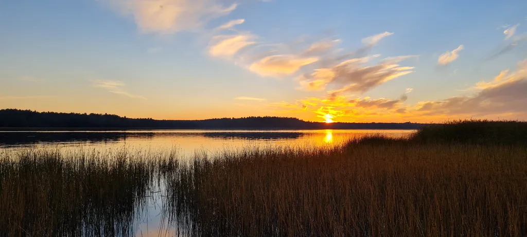 Коттедж Дом на берегу залива с баней и камином — Ключевое