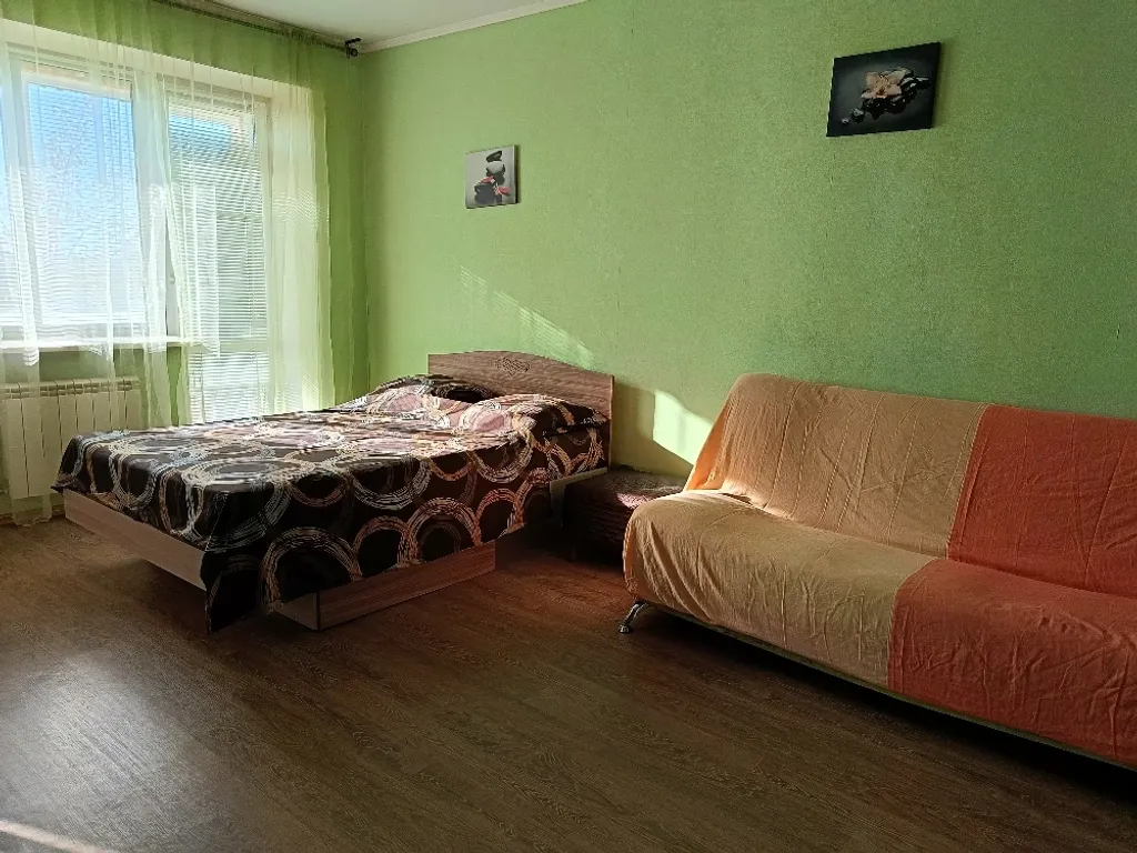 Квартира с видом на иртышскую набережную.