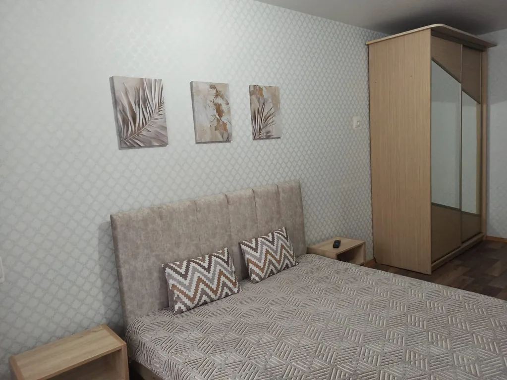 Уютная квартира — аренда посуточно в Омск