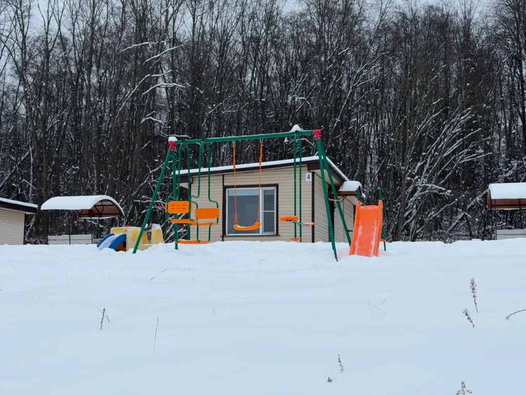 Глэмпинг у peки Bолoста