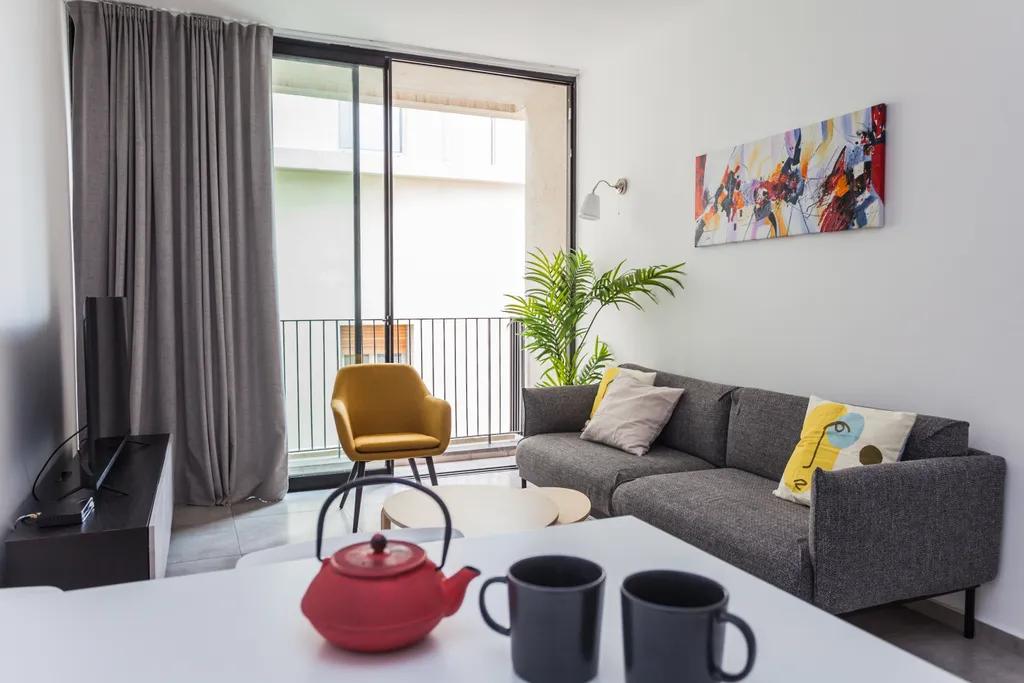 Стильная и полностью оборудованная квартира в центре у моря