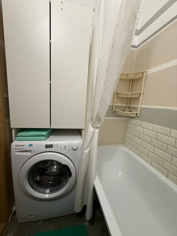 Евротрёшка на 9 гостей и 2 лоджии