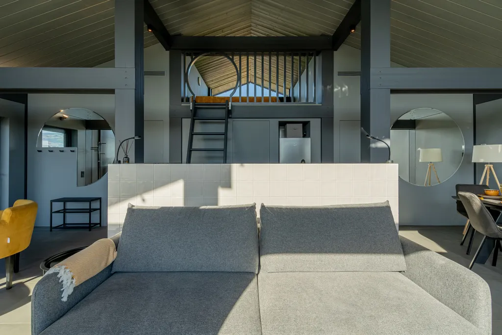 Янтарный дом в Загородном клубе у Плещеева озера