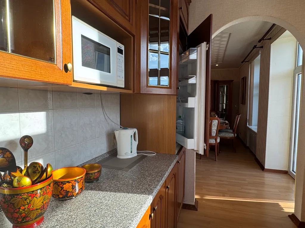 3х-комн, Купеческая роскошь на Набережной, исторический центр