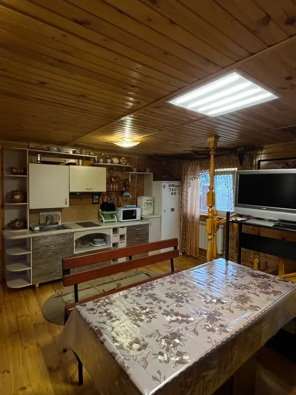 Уютный дом-баня из клеёного бруса, с двумя бассейнами