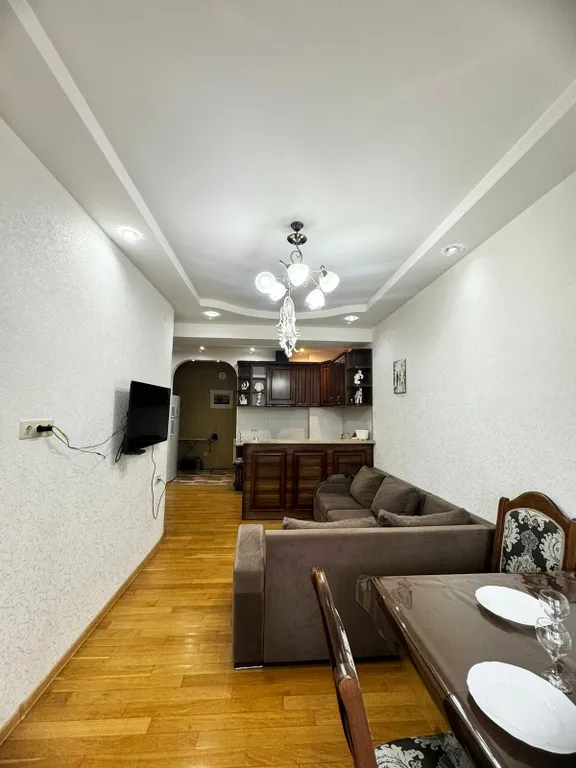 Двукомнатная квартира в бизнес  центре