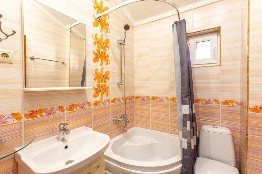 Двухэтажный дом на Турчинского