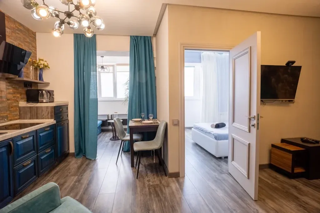 Дизайнерские апартаменты на главном проспекте