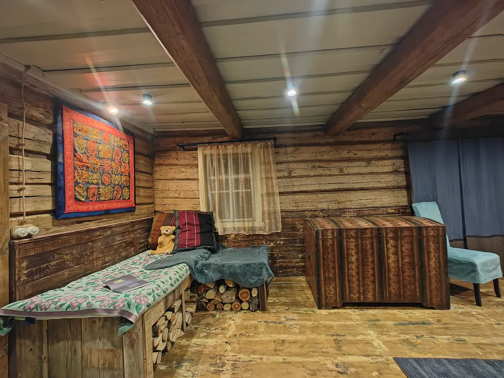 "Кот и Печка", синий дом, красота, тишина и ты