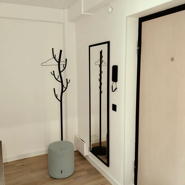 Квартира Квартира Студия с современным ремонтом — Красноярск