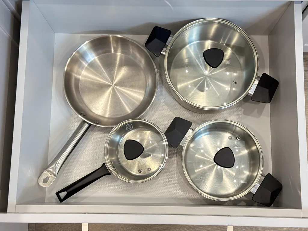 Квартира 70 кв. м. в новом доме на Леонова