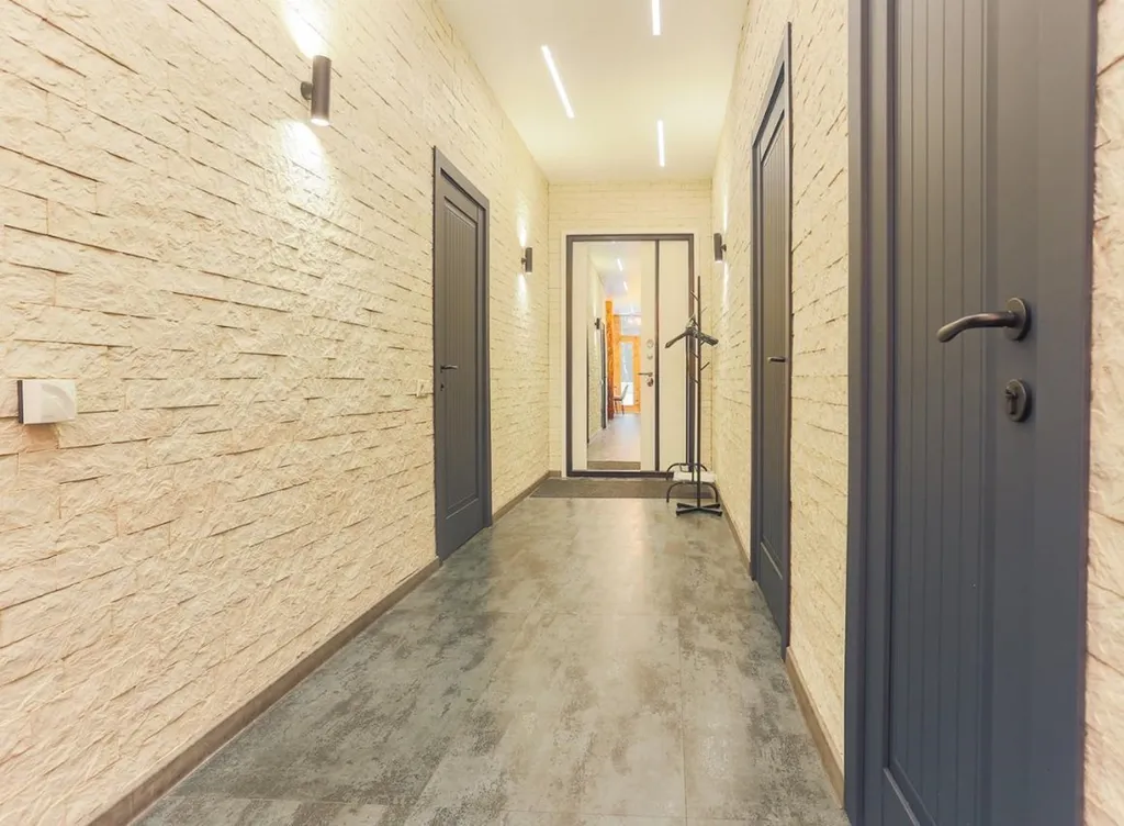 Большой дом a-frame в-небо с бассейном