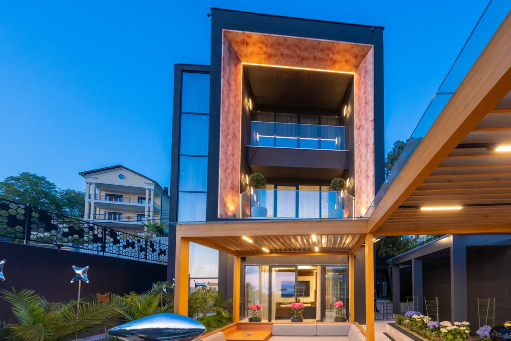 Коттедж Современная вилла с красивым видом на море — аренда посуточно в Сочи