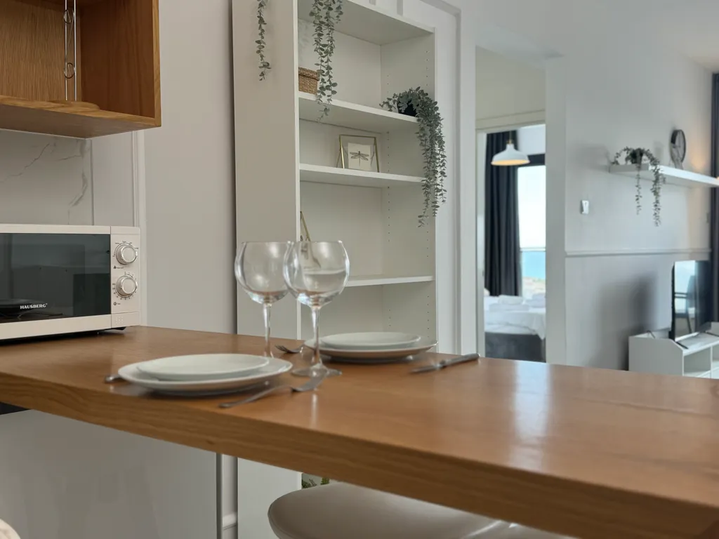 Стильные апартаменты с видом на море