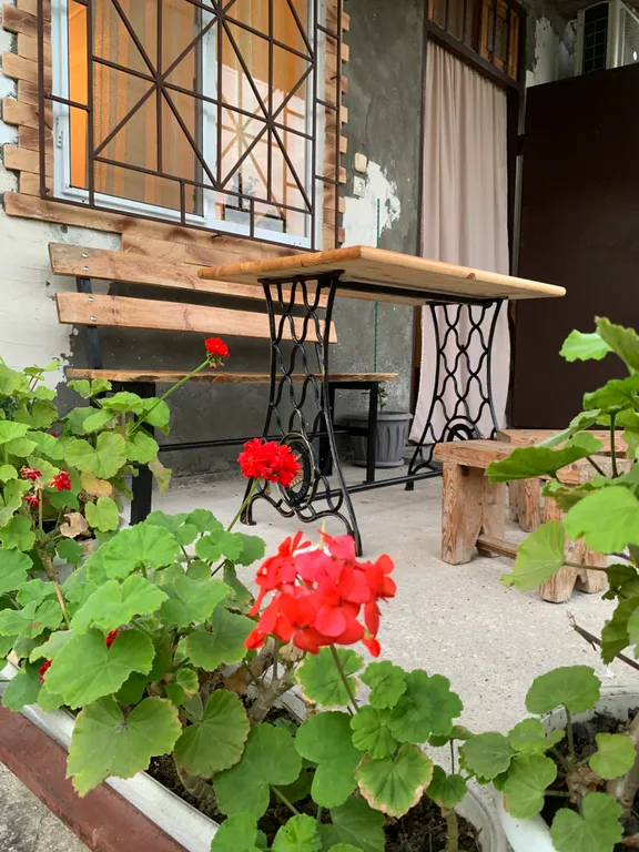 Коттедж Этаж под ключ в доме в центре города — аренда посуточно в Сухум