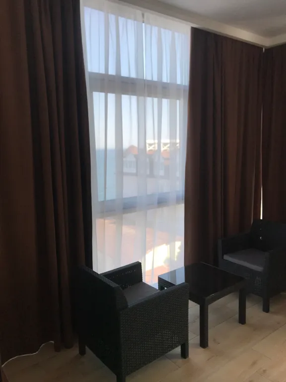 Апартаменты  класса Люкс с видом на море, первая линия