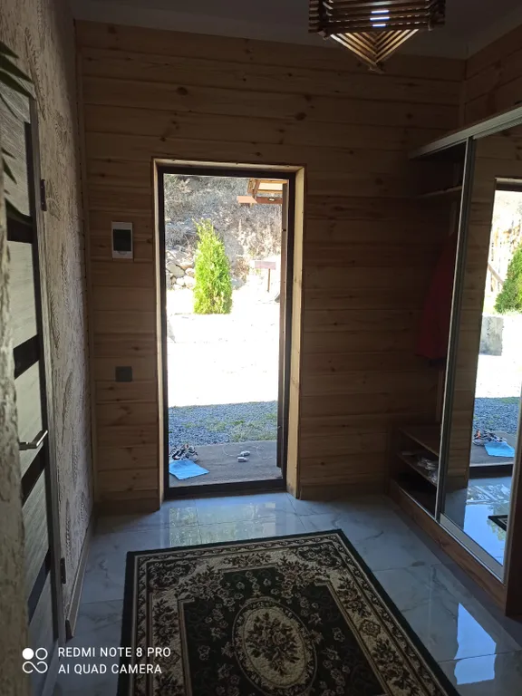 Дом с видом на горы