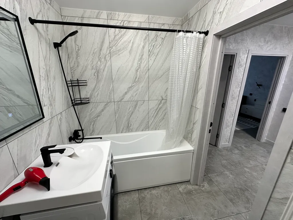 3-комнатная квартира в 500 метрах до моря