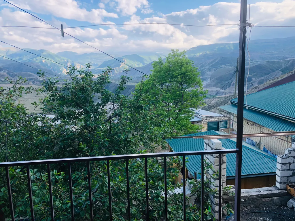 Уютная квартирав в Гунибе, с прекрасным видом с балкона на горы — аренда посуточно в Гуниб