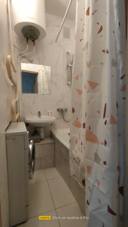 Центр, ближе к мрв, к областной и офтальмологической больницей, сафу