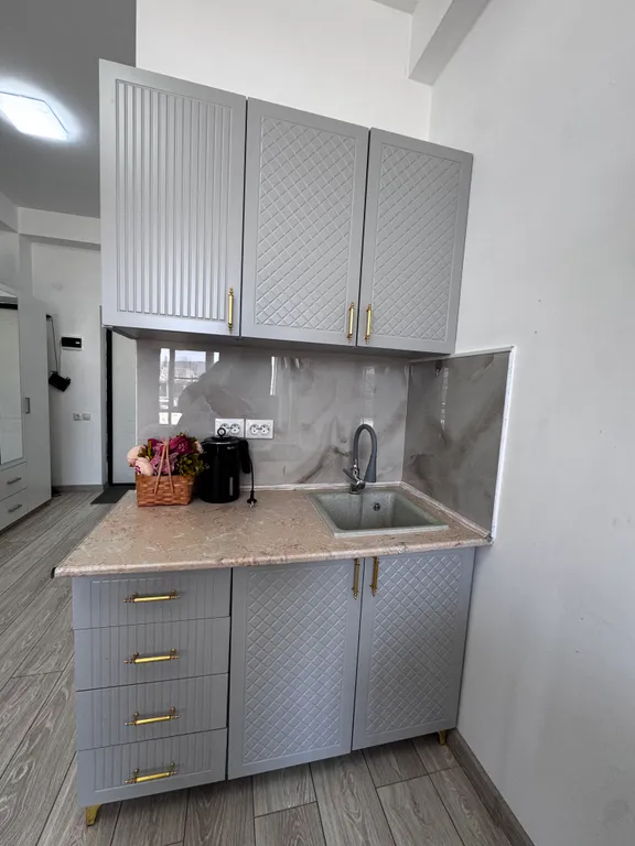 Просторная и уютная студия у моря