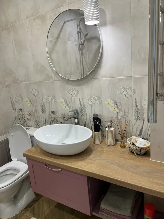 Уютная квартира с дизайнерским ремонтом возле ТЦ Мадагаскар