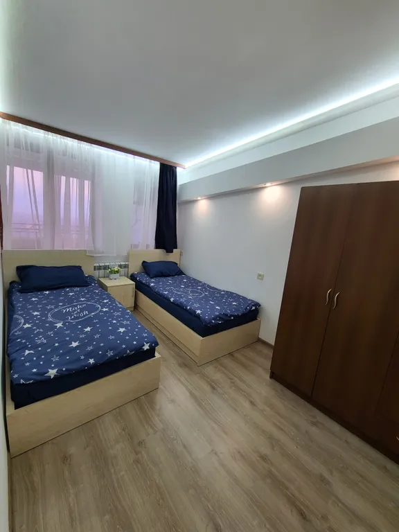 Квартира с балконом и панорамным видом на город и гору Арарат