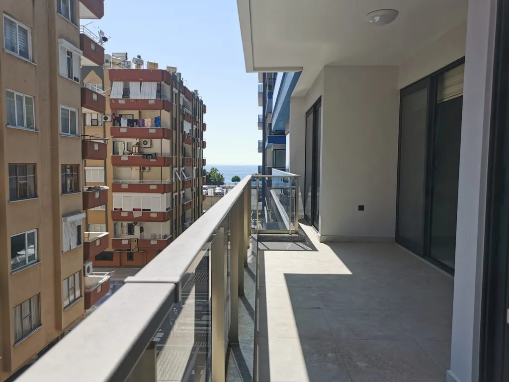 Квартира на первой линии с собственным пляжем