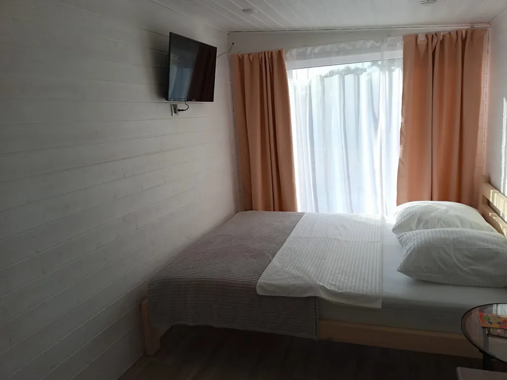 Квартира Апартаменты 2 с отдельным двориком — Кучугуры