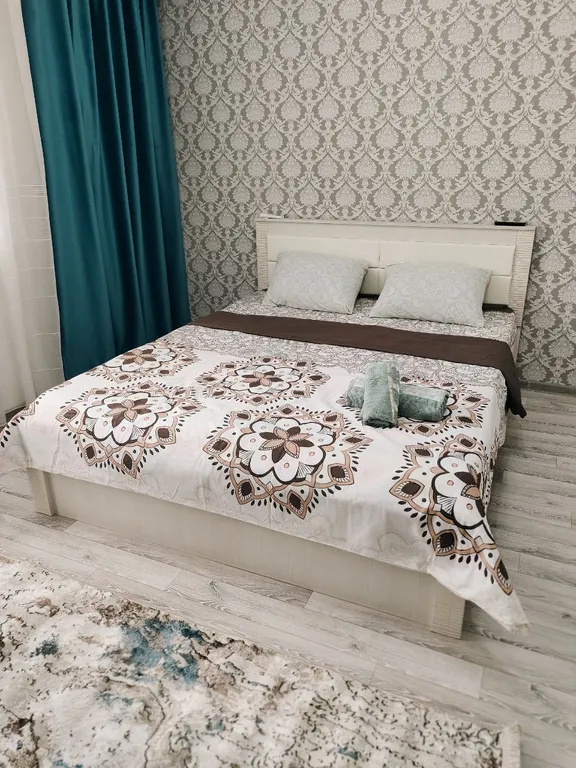 Квартира в центре Батыс 2