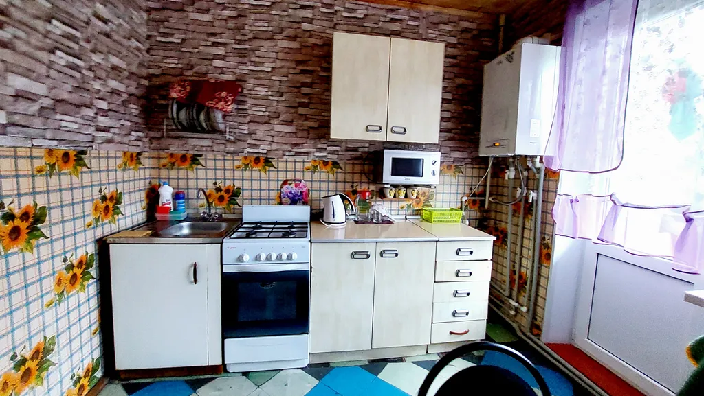 Уютная квартира в центре города с видом на горы