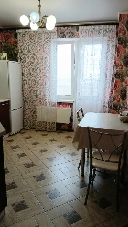 Квартира с видом на город, в центре левого берега