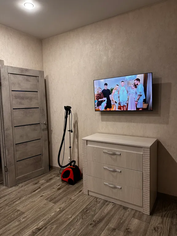 Квартира с евроремонтом в новом доме в центре города