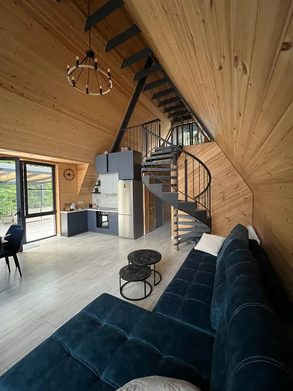 Коттедж с видом на лес и горы