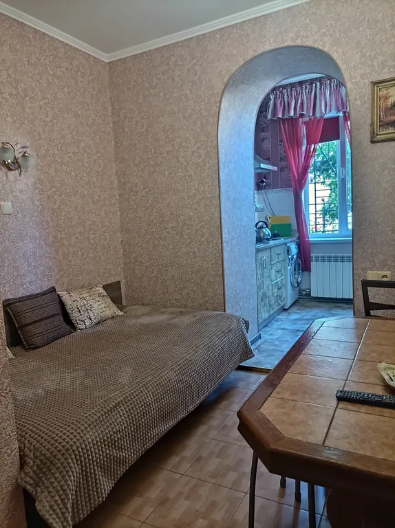 Квартира Уютная квартира с небольшой зеленой зоной отдыха — Евпатория