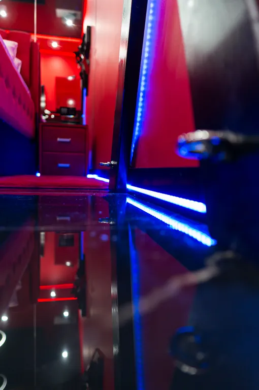 Poмaнтичeский апартамент с темaтичеcким интеpьеpом