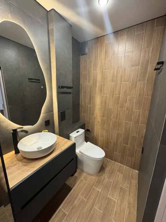 Уютная студия в элитном районе города, на берегу реки Волга