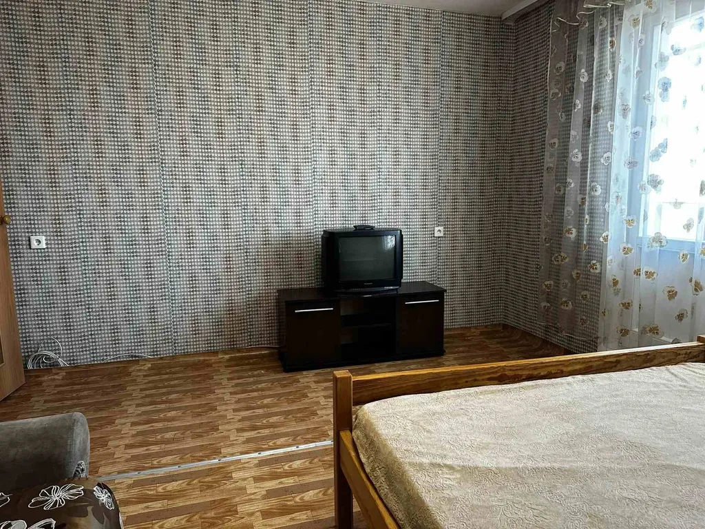 Квартира Однокомнатная квартира недалеко от ТРЦ Июнь — Красноярск