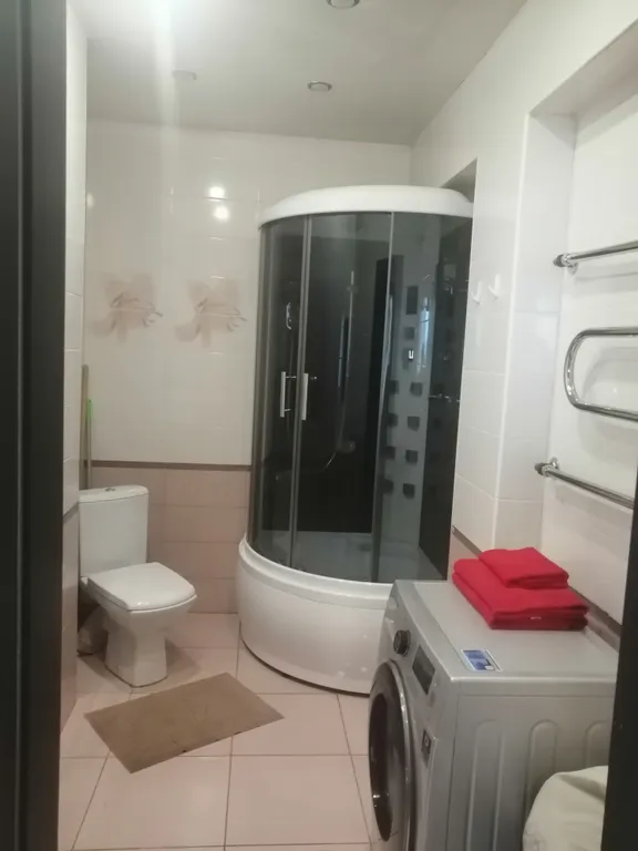 Уютная квартира с камином на набережной