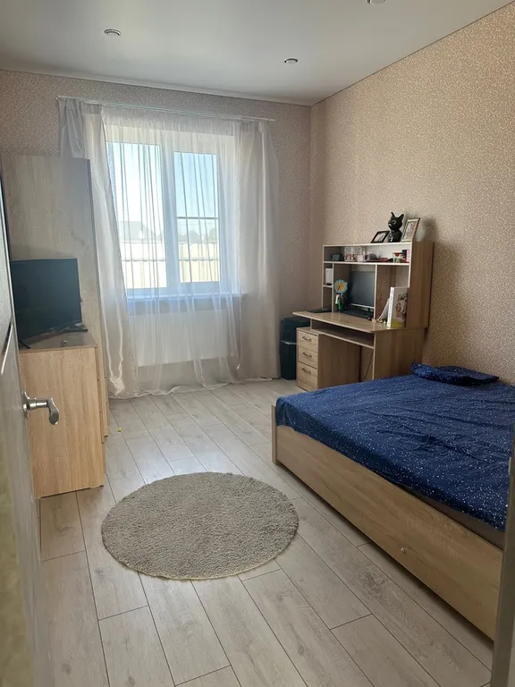 Дом с бассейном в черте города