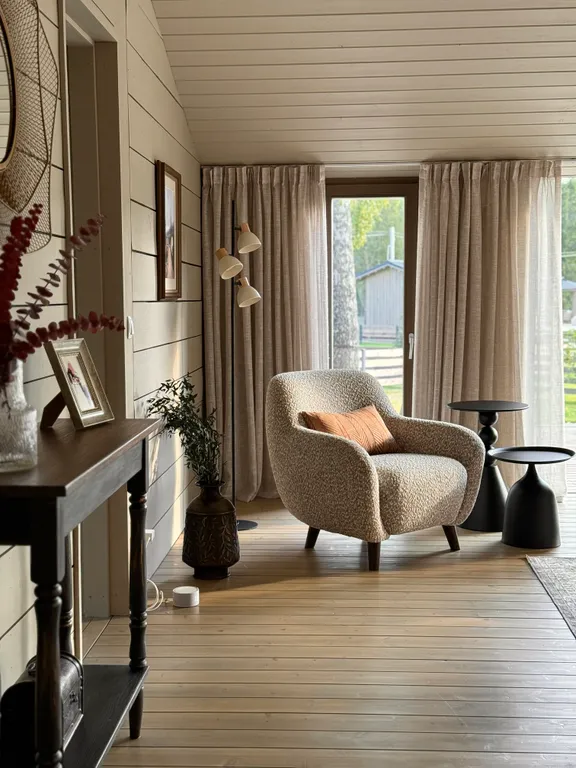 Уютный загородный дом в тишине