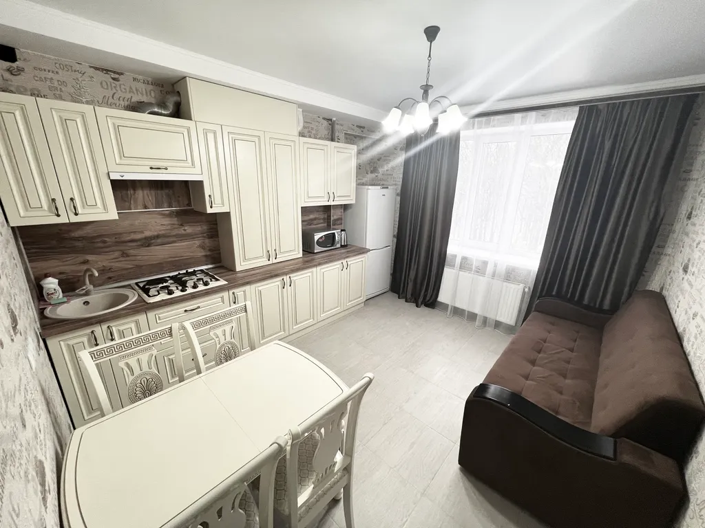 Евро однушка с видом на Бештау