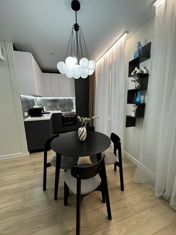 Квартира с видом на лес в центре города