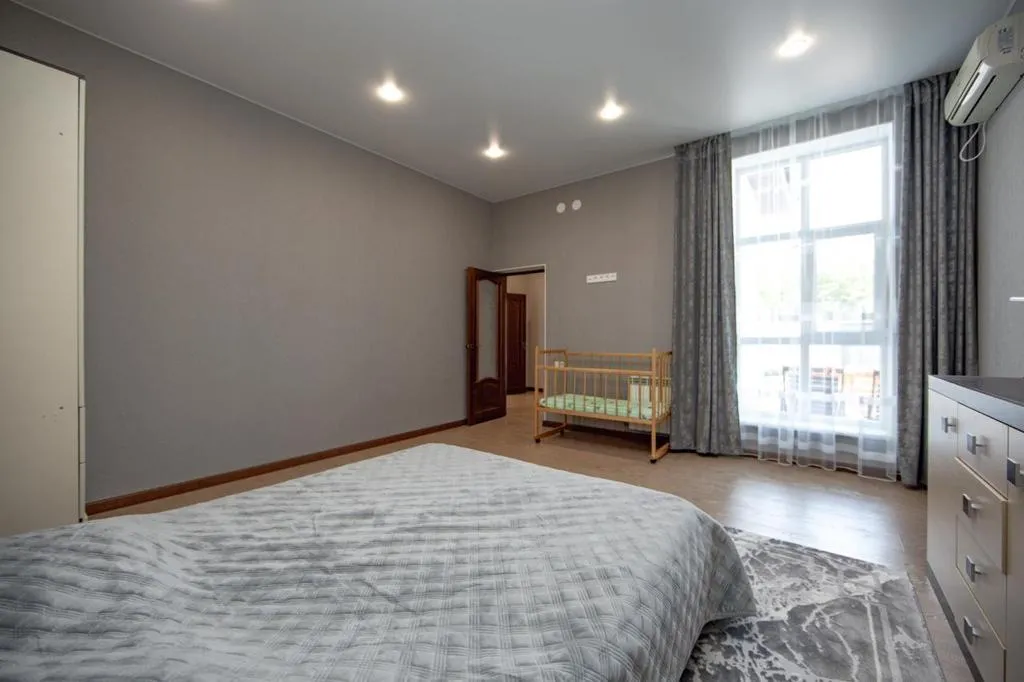 Дом с отдельным двором