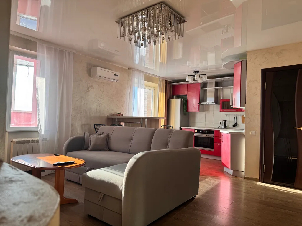 Просторная квартира с видом на Китай на самой набережной