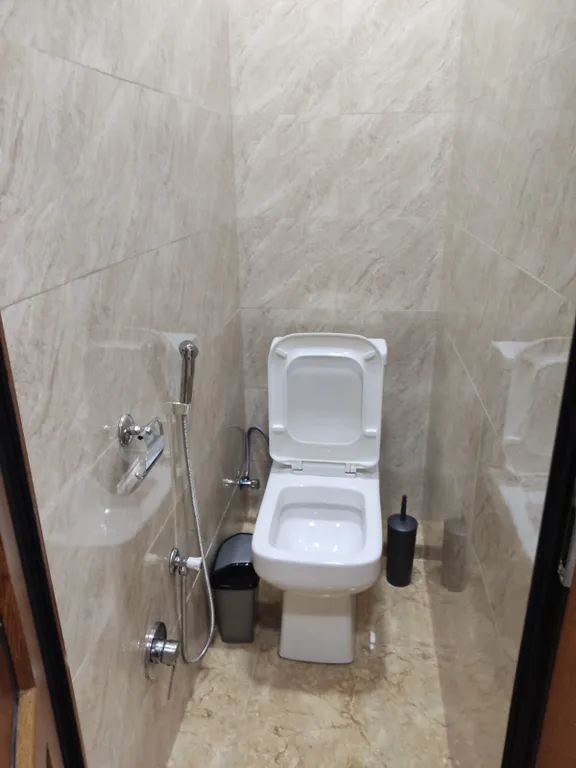 White boulevard apartment