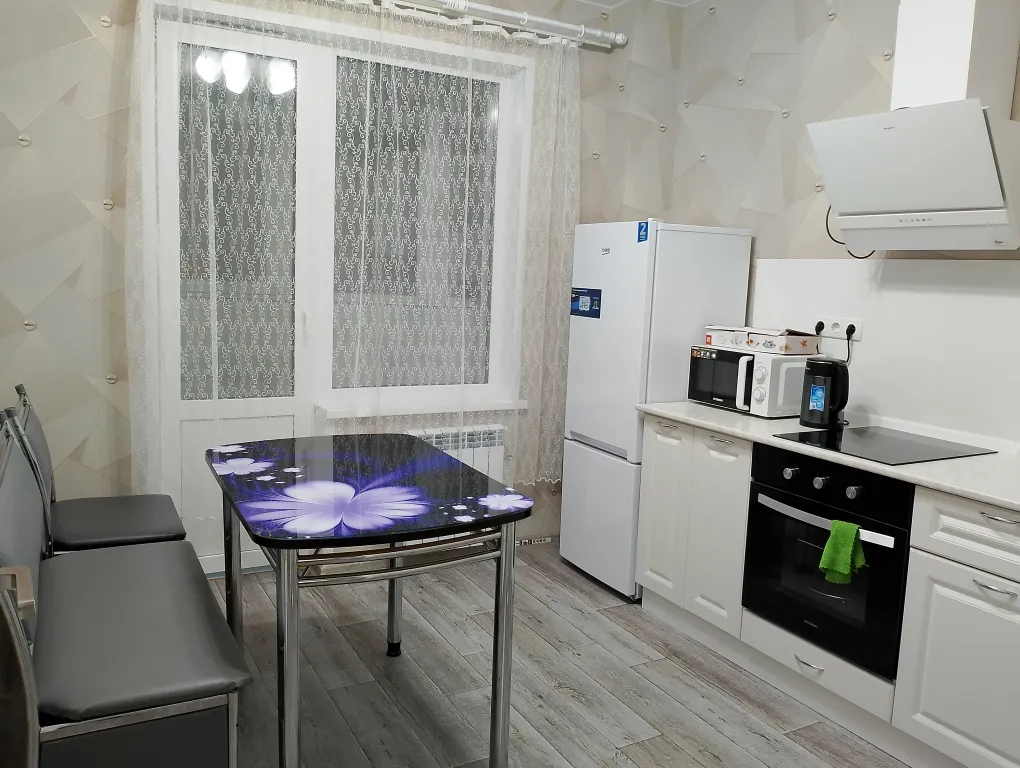 Уютная новая квартира с бесконтактным заселением в 17 мкр Нефтеюганска