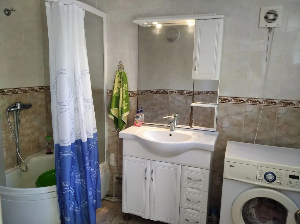 Уютный просторный дом для дружной компании рядом с морем